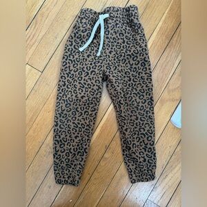 Old navy toddler leopard print jogger sweatpants size 3T
